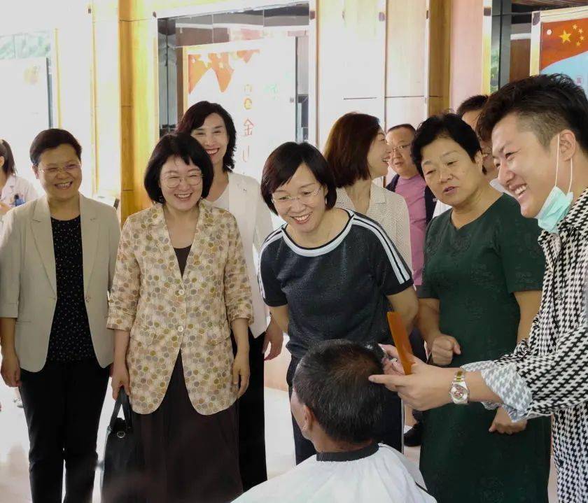 太原市妇联六固村中秋节帮扶慰问活动暨女性进村(社区