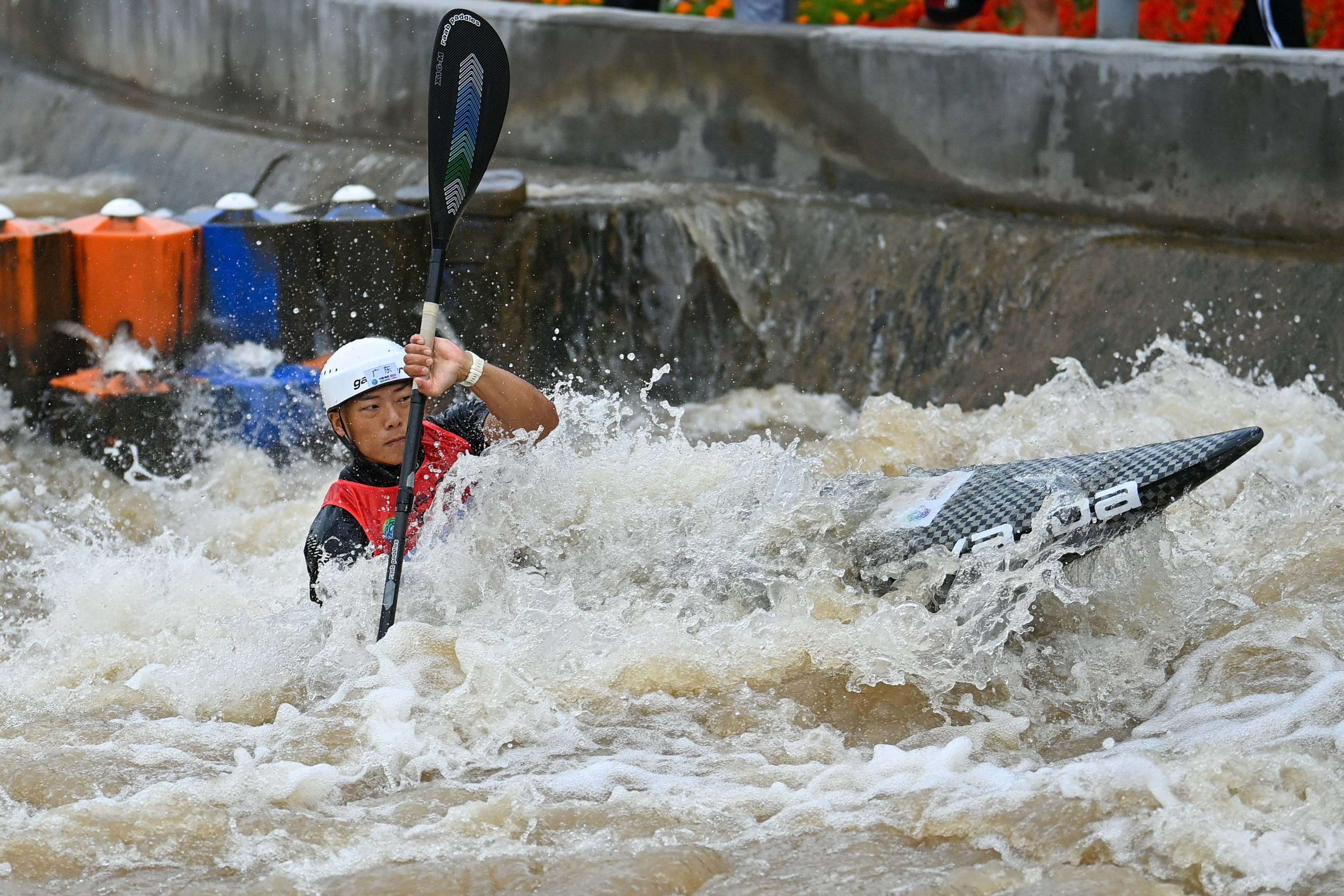 皮划艇激流回旋——男子单人皮艇决赛赛况