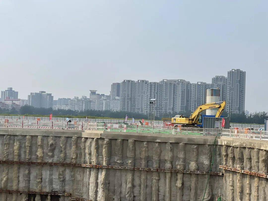 北沙滩桥 处于海淀门户位置 南至小月河科技园四号路 西至规划小月河