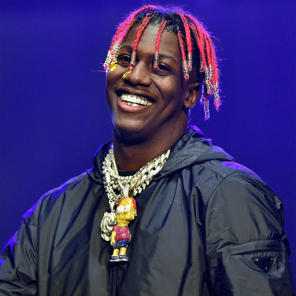 rich the kid也有一个蓝精灵大链子老二次元乌兹在头上还没镶粉钻的