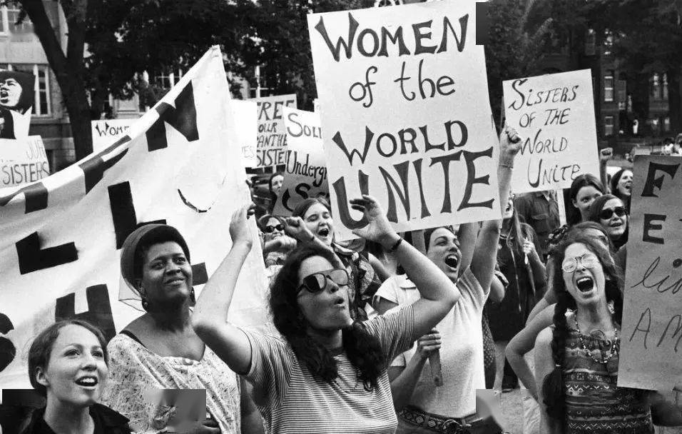 在女权主义被广泛谈论的今天，女性权利也有了一定的保障，越来越多的女