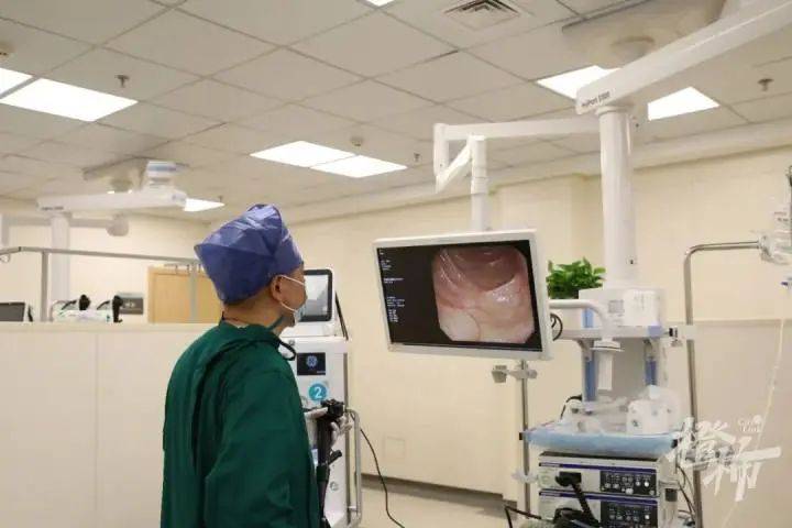 杜叶|热搜第一！吃了三年酵素，阿姨成“黑肠子”……医生：别乱吃