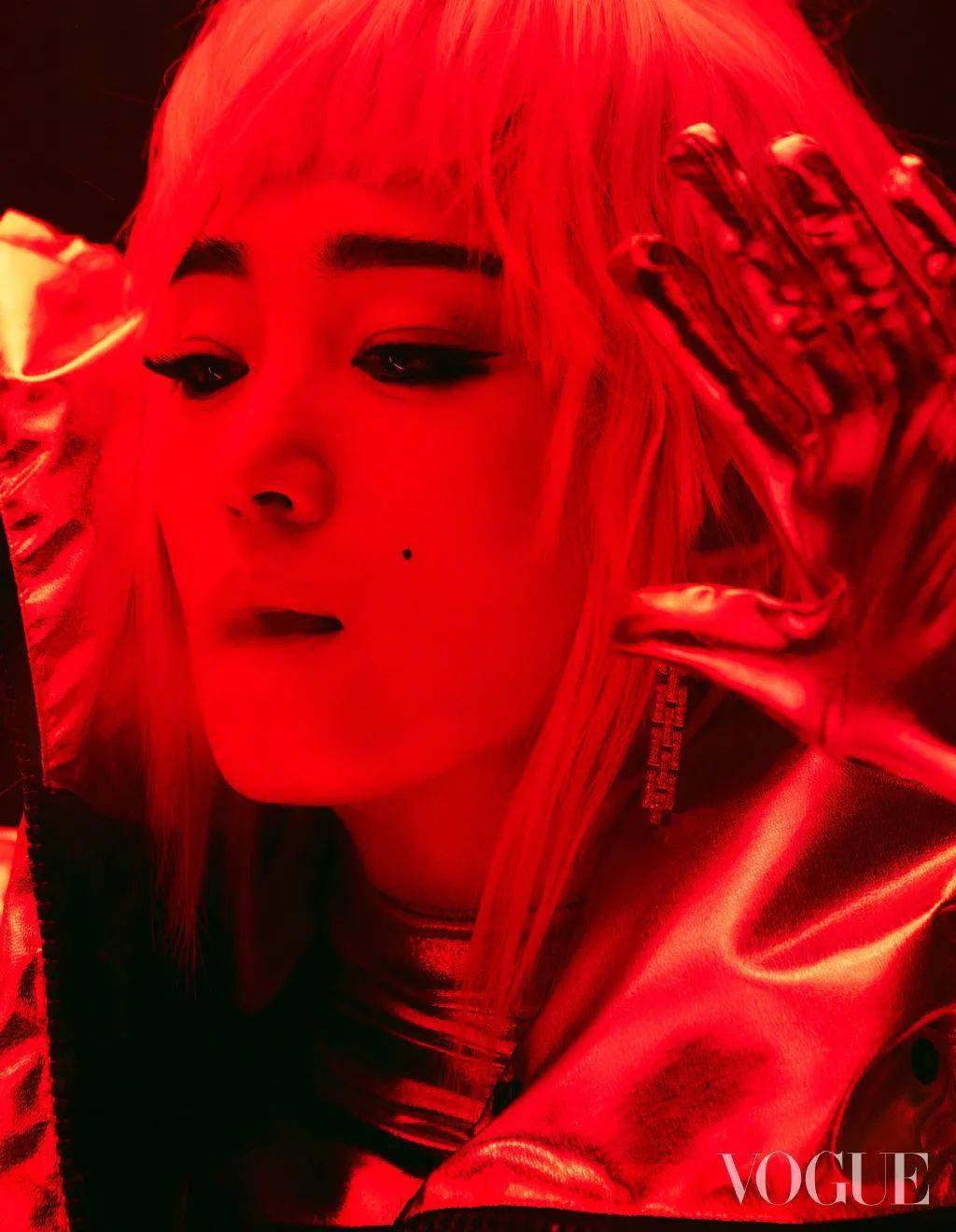 冯海|巩皇VOGUE首封，你觉得如何？丨赏色