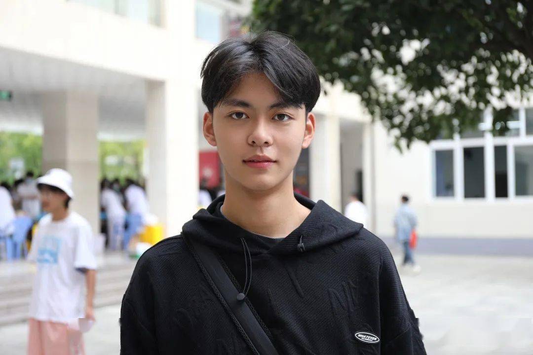 在这里,读懂川传】编辑:大尧视频:大型节目中心影视制作部图片:赵陆阳