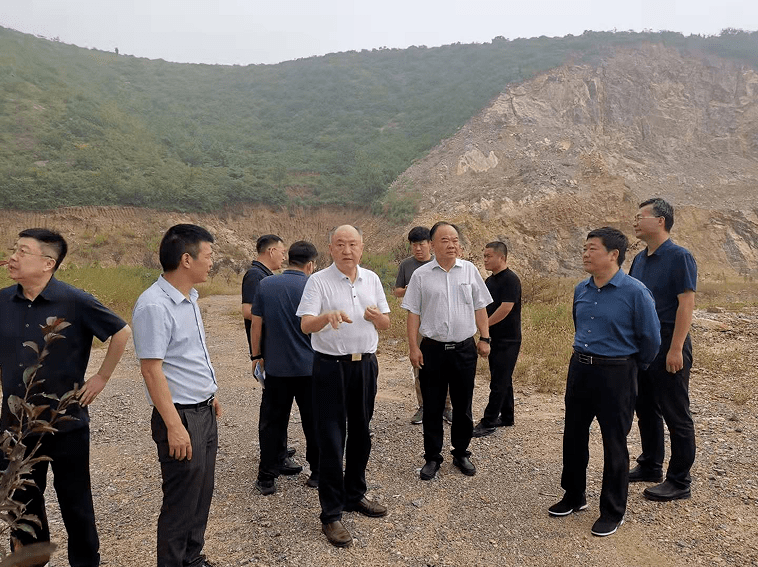 【调研指导】杜中强到新密市调研废弃矿山整治工作