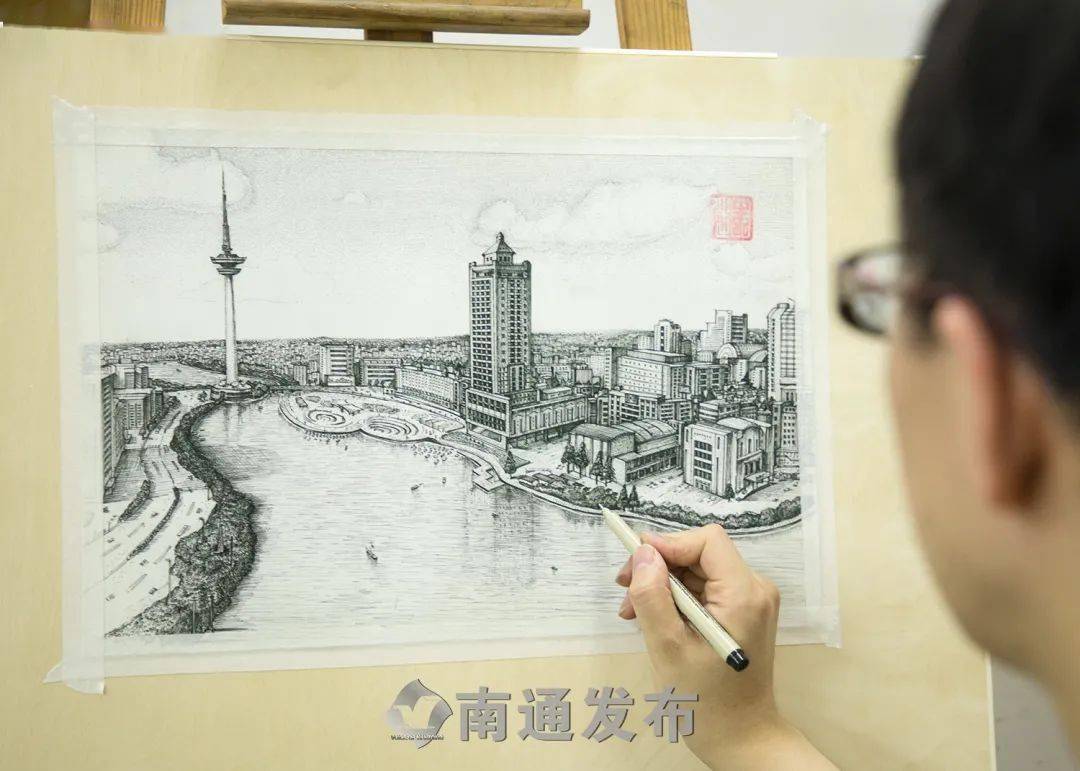 朱佳凝神创作了南通大剧院,南通美术馆,南通狼山森林步道三幅手绘佳作