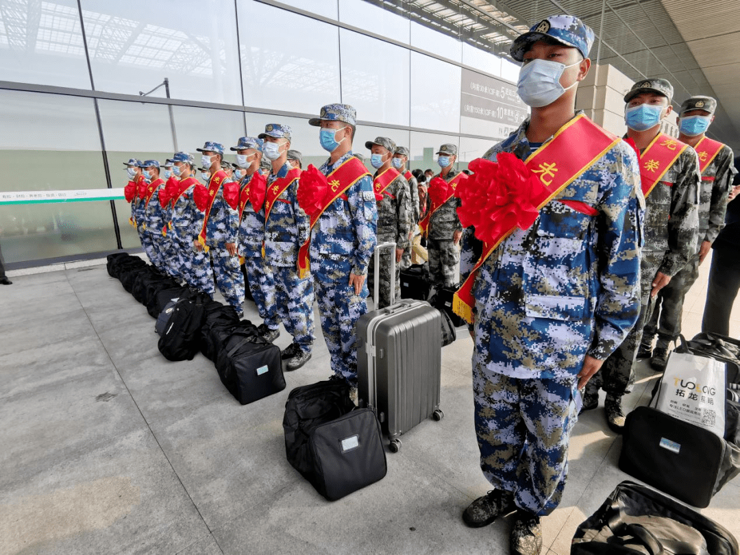 征兵河南省郑州市管城区2021年下半年入伍新兵正式起运