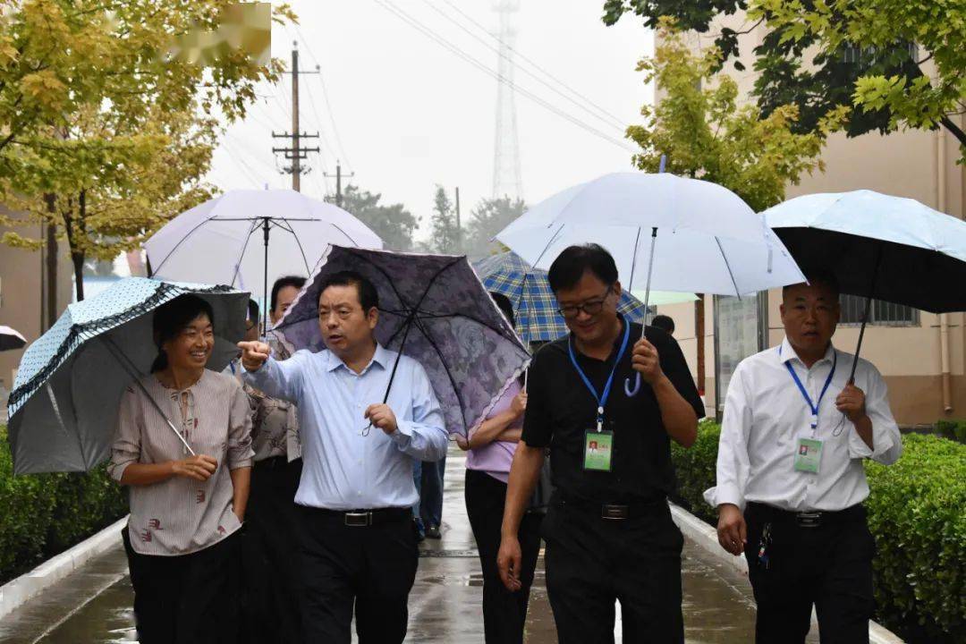 67张俊耀深入稷山县职业中学检查指导全市技能大赛组