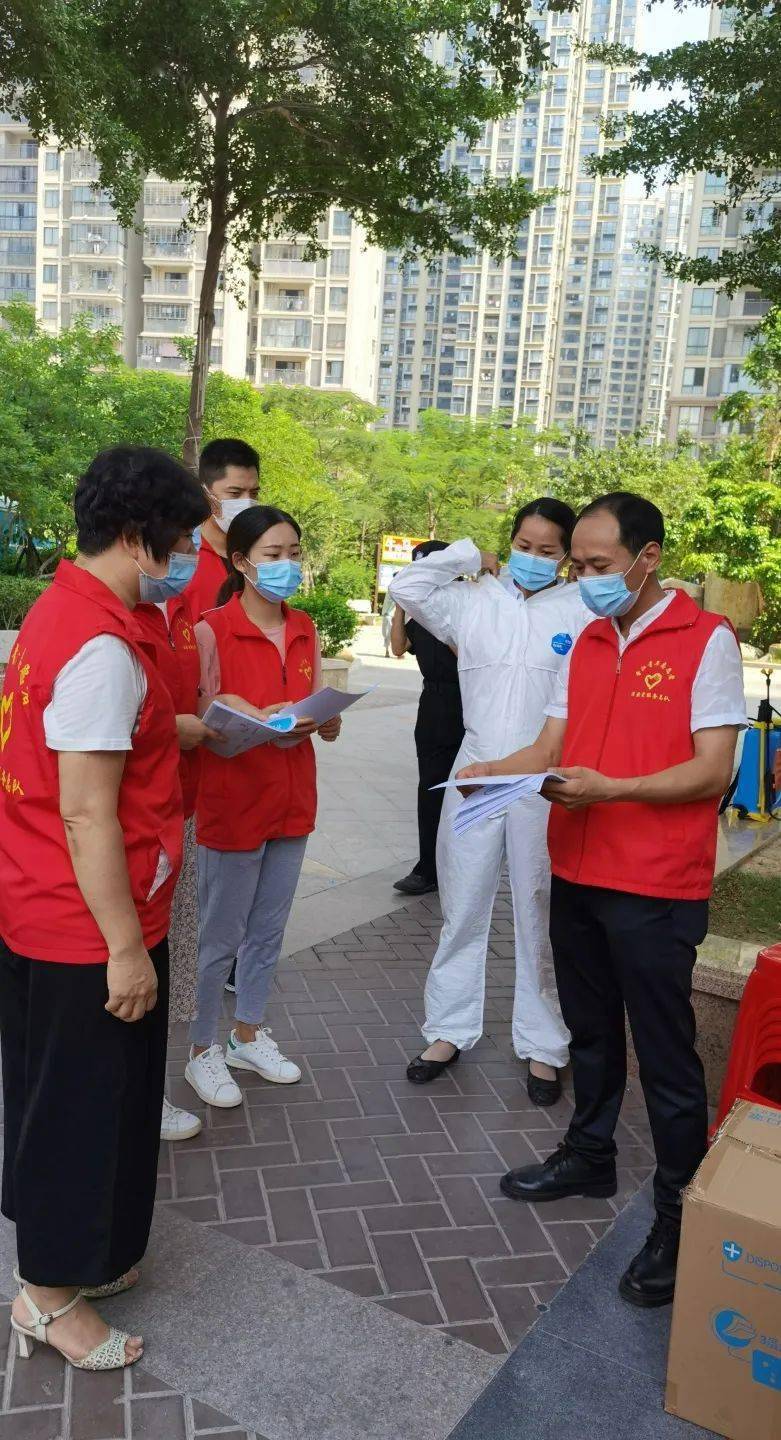 志愿服务丨晋江志愿者抗疫一线最美的一抹红