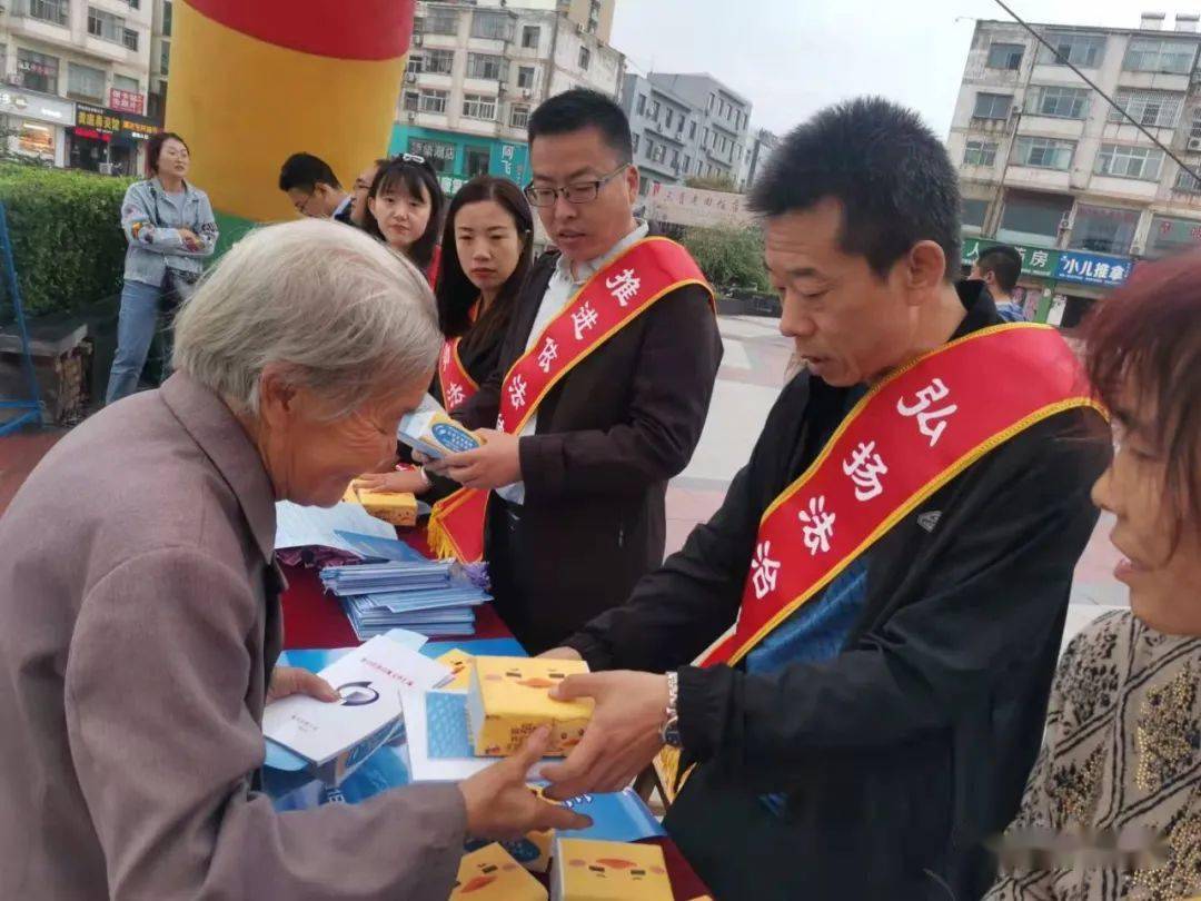 县统计局举办"中国统计开放日"主题宣传活动