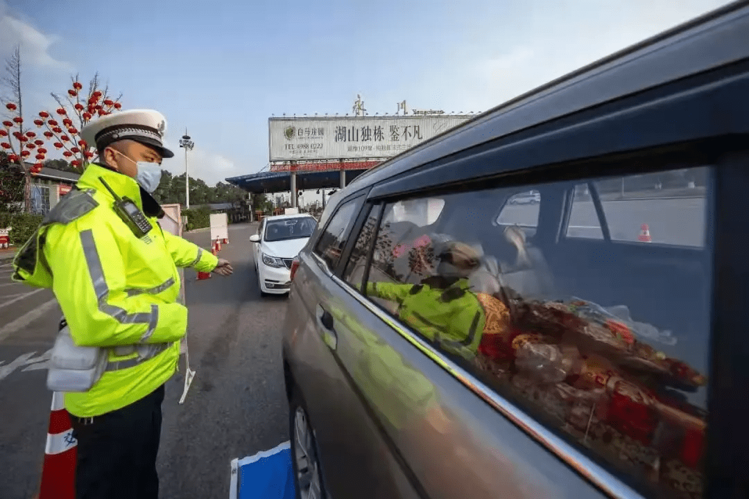 日子|佳节寄相思 | 中秋盼团圆，永川公安民警的纸短情长~