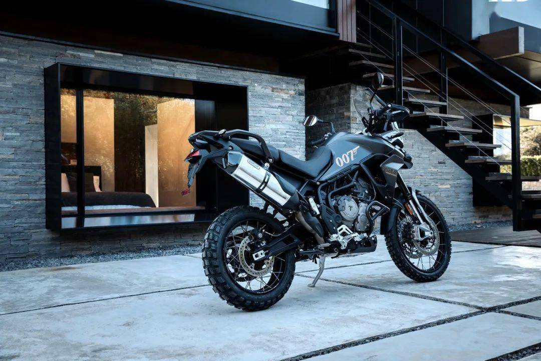 triumph 凯旋摩托 tiger 900 bond 邦德限量版_搜狐汽车_搜狐网