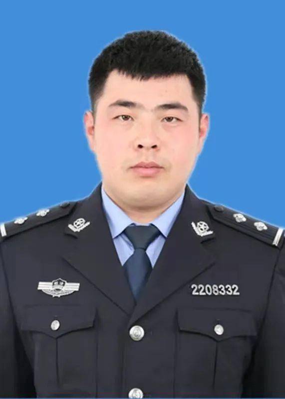 先锋在线平凡岗位铸就警魂见义勇为彰显大义记长春北湖监狱民警姜浩
