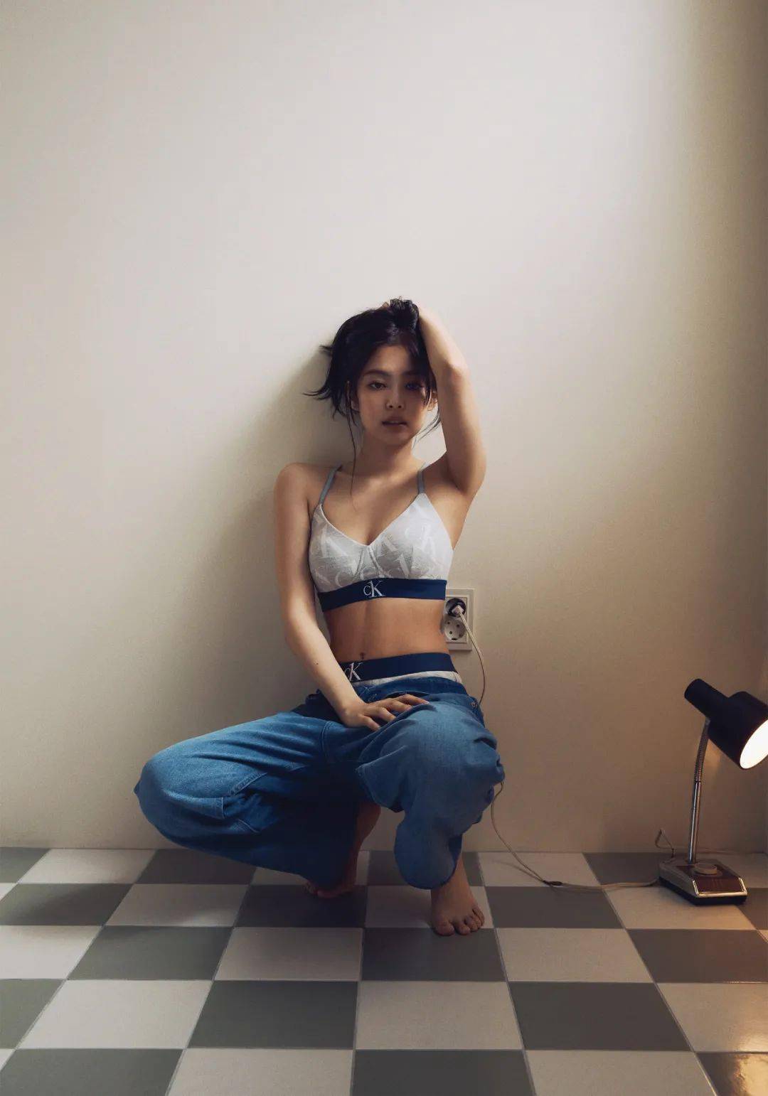 系列 初秋到！跟着Jennie摸一摸“纯欲天花板”~