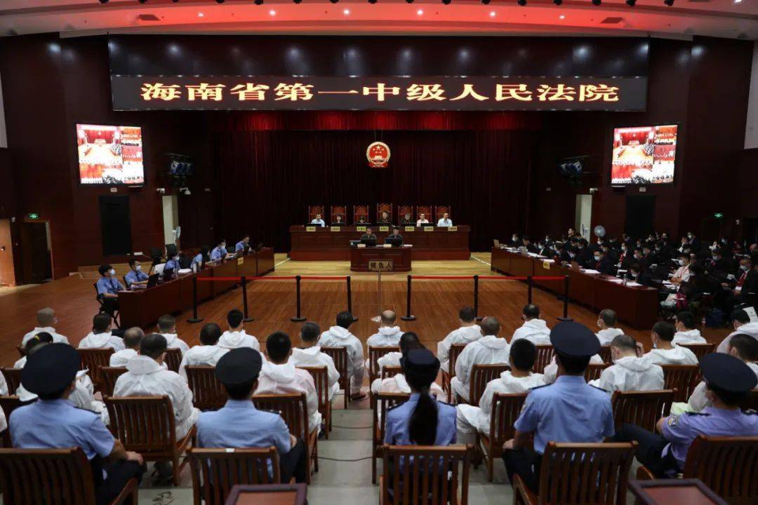 澄迈黑老大王积存一审被判无期