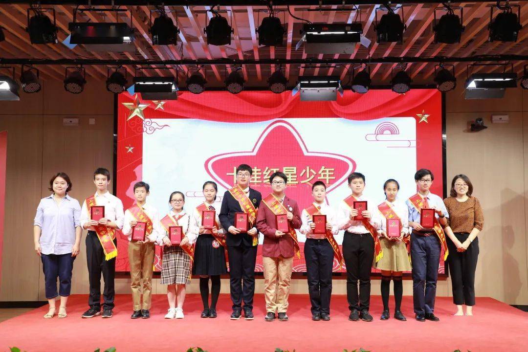 喜看上城新变化  红星少年说上城