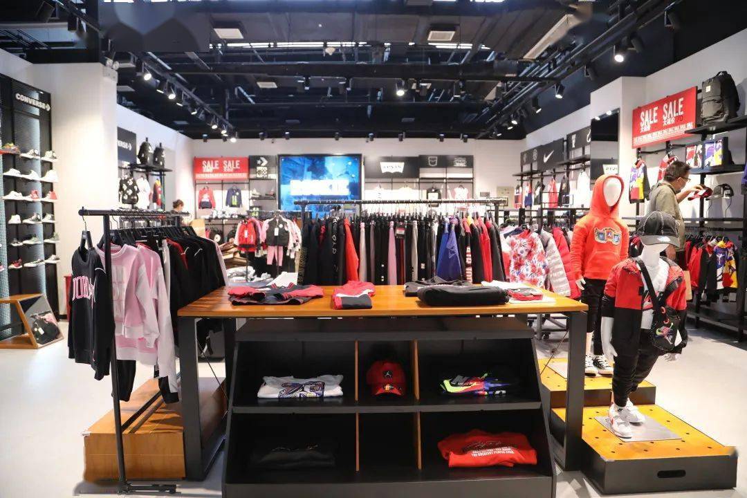 rookie新店开业全场7折起