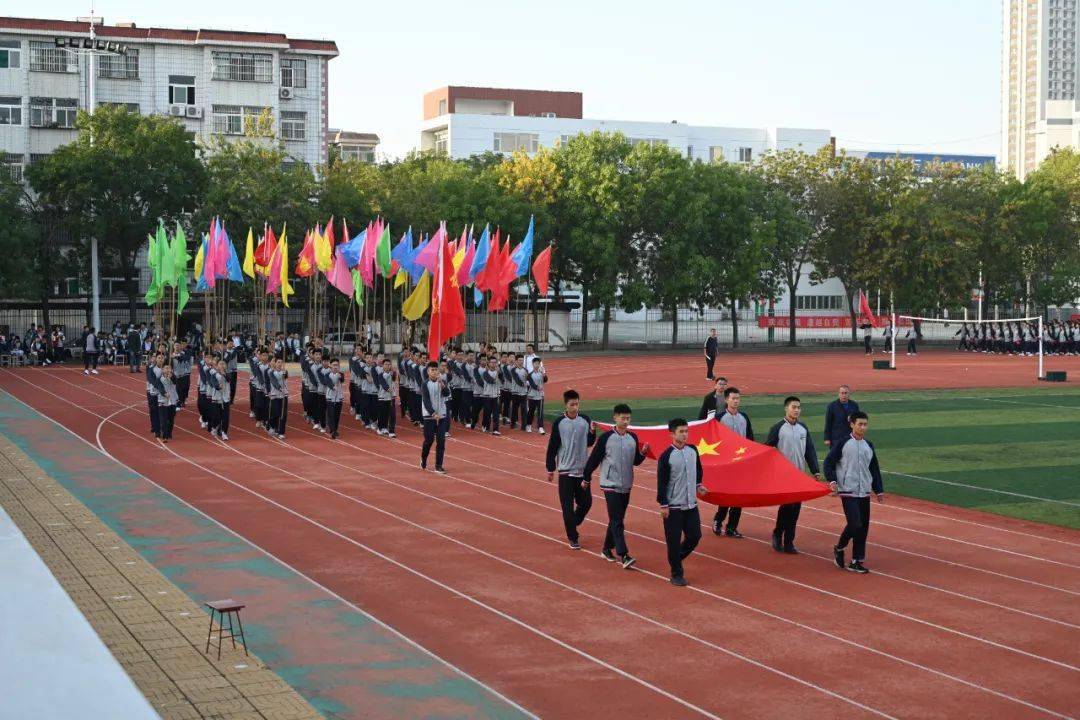 f356c9df941a4af194a3abfe5243e833.jpeg
