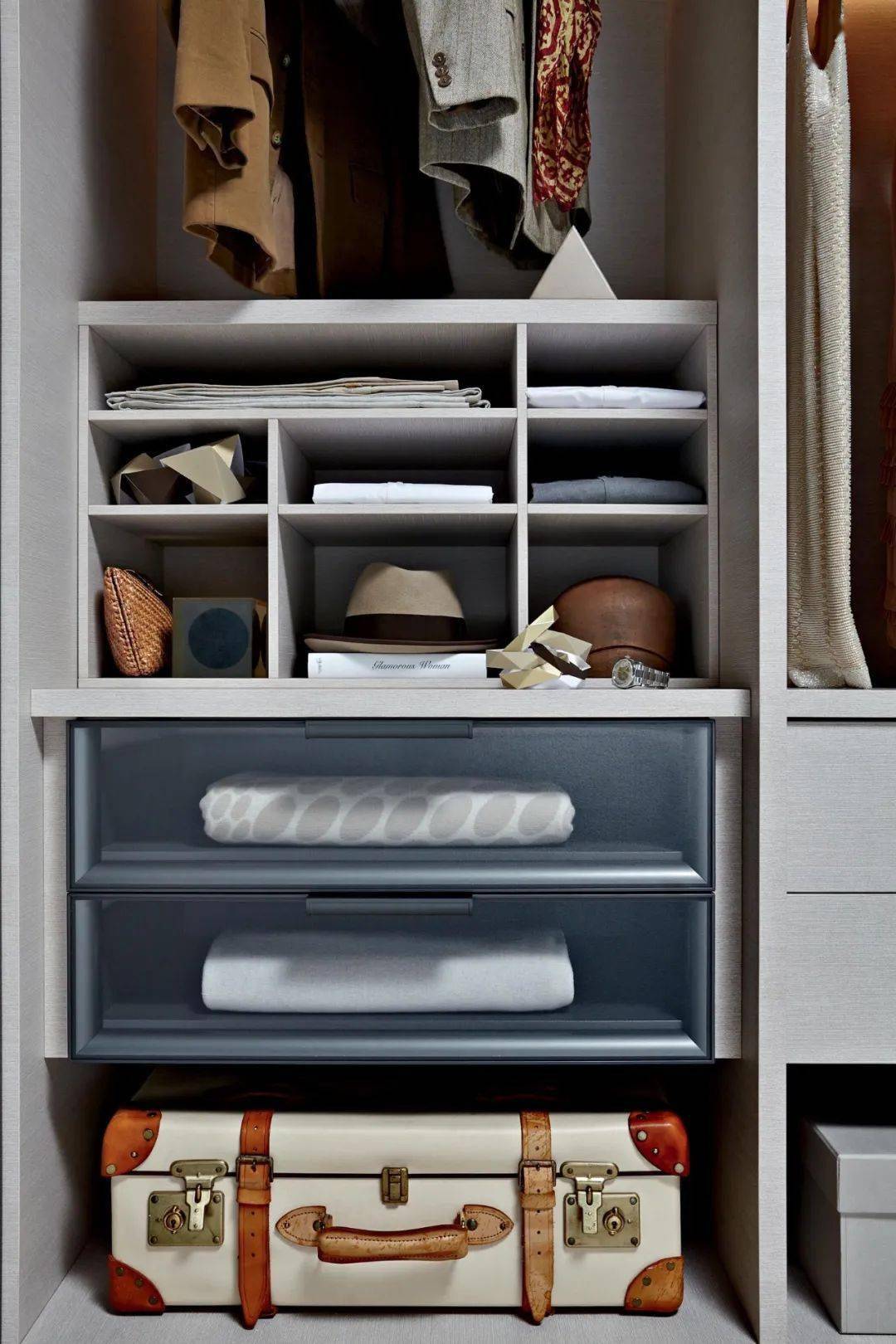 讲真衣柜内部这样设计你家还能多放300件衣服