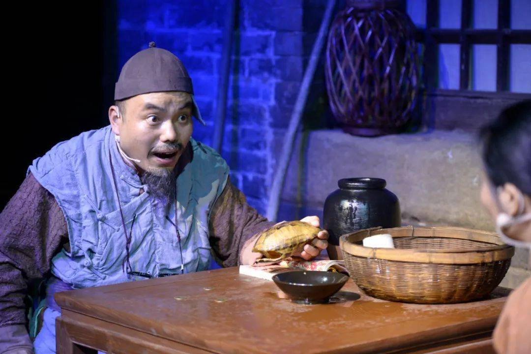 【直播:10月1日10:00】喜镇苏庄:《小二黑结婚》首演