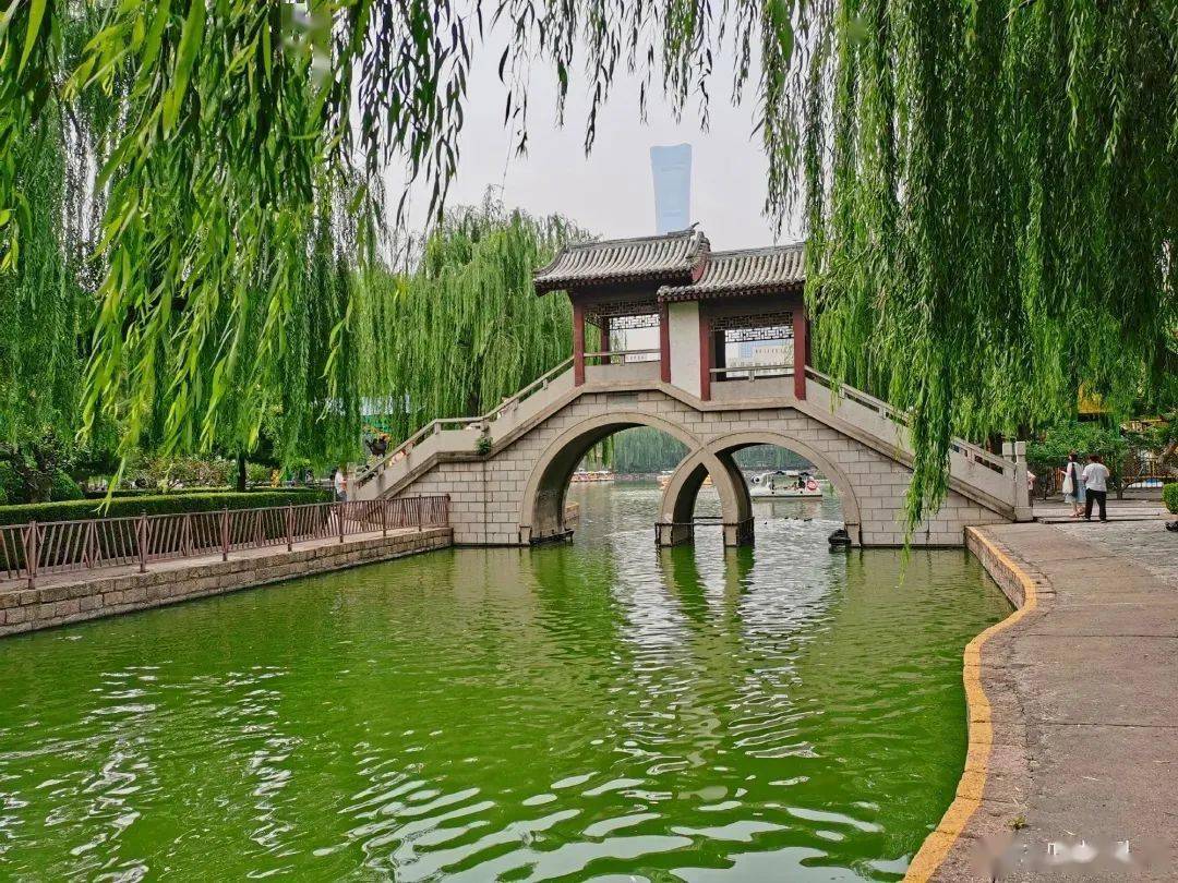白墙黛瓦小桥流水亭台楼阁藏在京城里的小江南