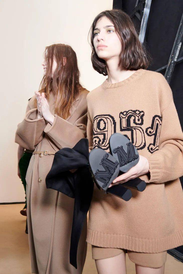 颜色 显白又高级？只服奶茶色！