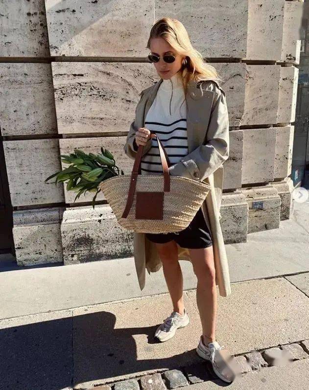 毛衣 秋冬最强穿搭指南就在这了！一件毛衣可以拯救你的衣橱