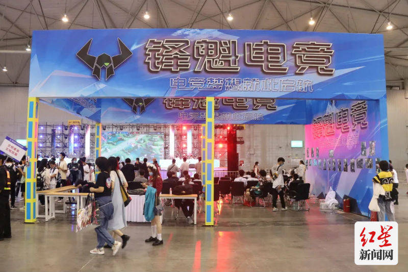赛凡|19万人次逛展、超3000万交易额 “科技+文创”赋能社交娱乐消费新场景