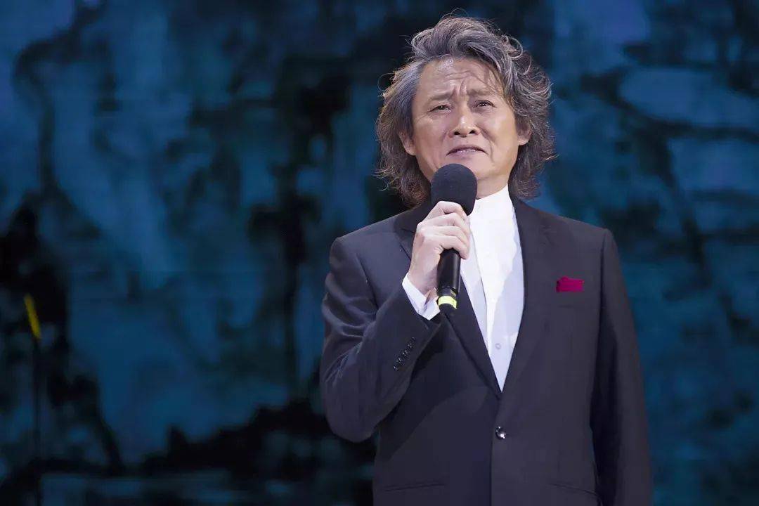 正如徐涛老师所言:"朗诵不是发泄,它需要一种对文本的敬畏之心.