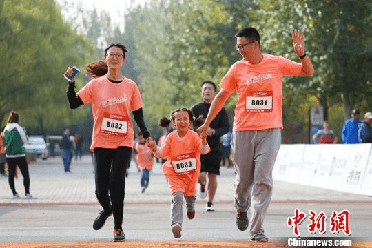 栾先生|你家孩子一天跳几千个绳？警惕青少年运动拔苗助长！