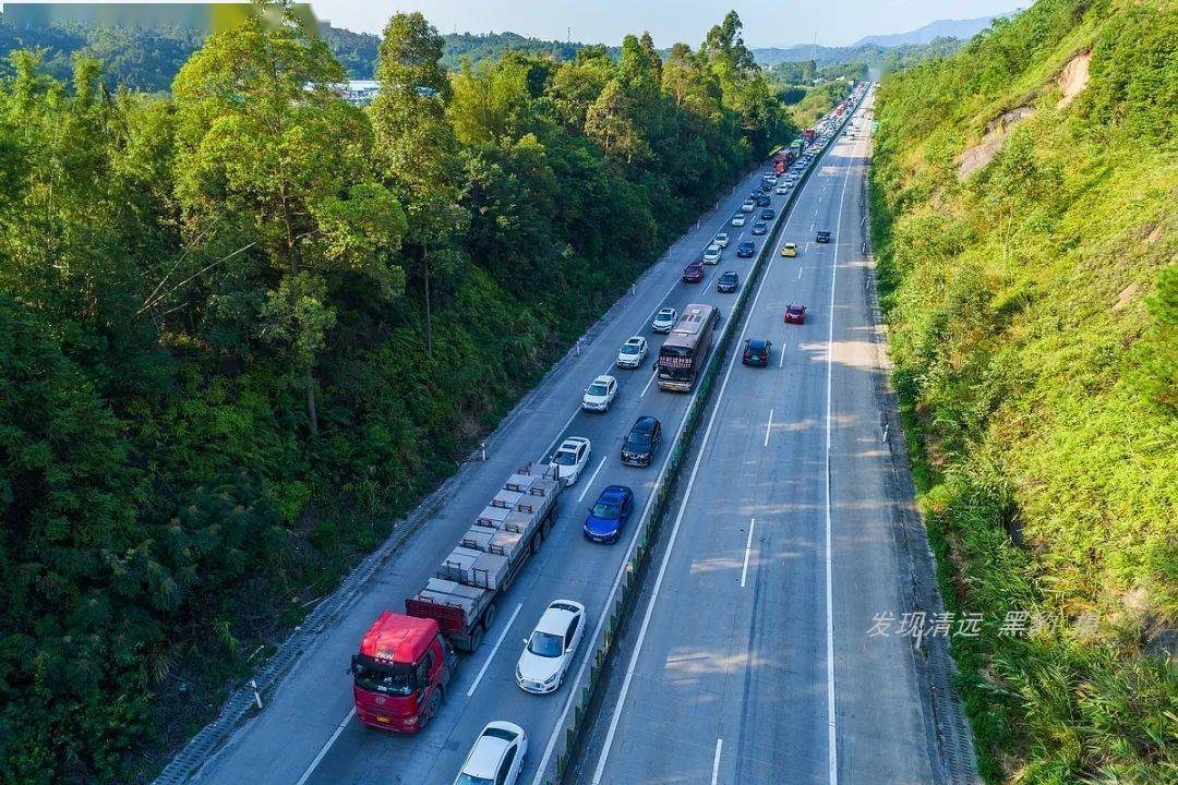 许广高速塞车里程约40公里让人崩溃的返程高峰已提前到来