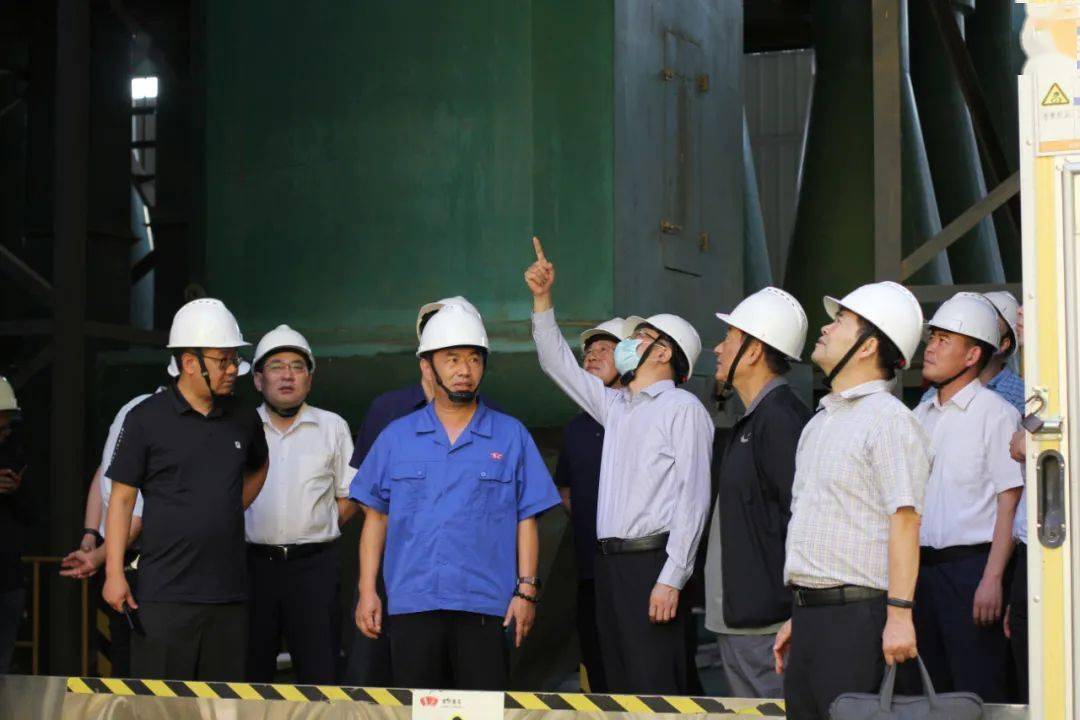 邳州市常务副市长伏旭,新沂市常务副市长胡传栋和邳州市应急管理局