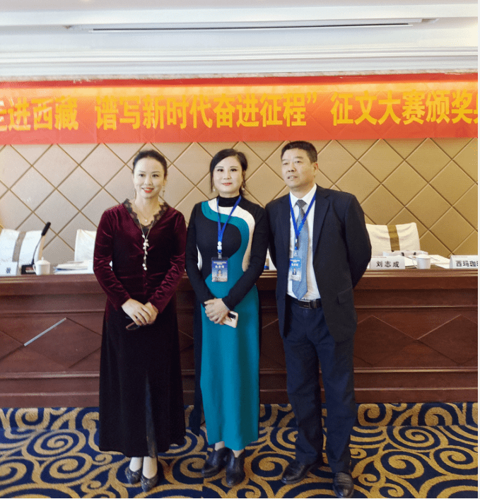 微信平台编辑委员会总顾问:王蓬顾问:(以姓氏笔画为序) 马俊惠 马强