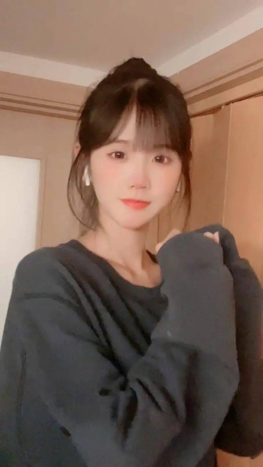 井川里予聂小雨2