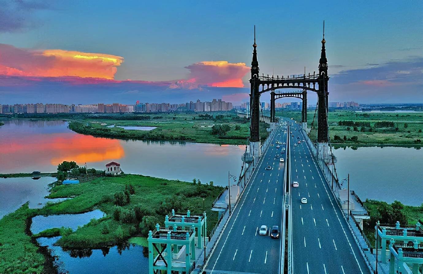 会展中心与体育馆长江路廉政公园长江路上的住宅小区哈尔滨江北新区