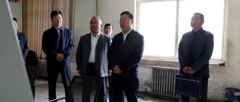 张辉、张鹏调研全县冬季供暖工作_供热站