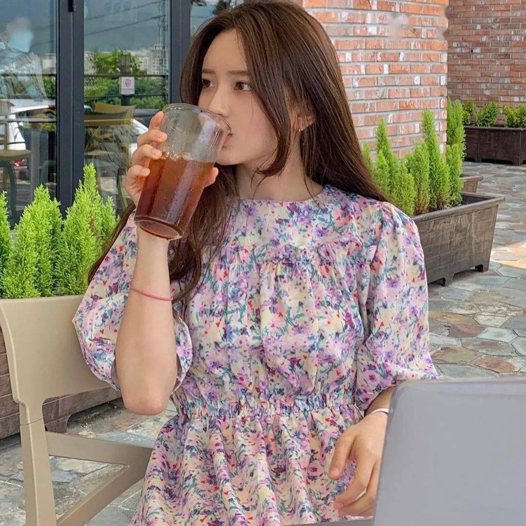 韩系 4 位宝藏 Ins 博主分享，我的穿搭都从这里取经