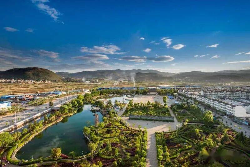 "国庆"长假期间华宁县实现旅游收入6266万元