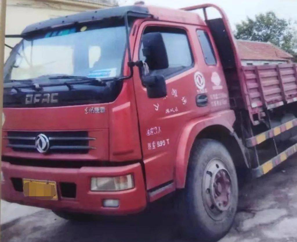 周玉亮的第五辆东风卡车康霸