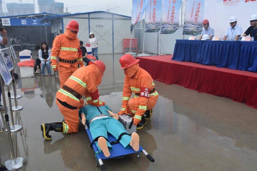 强化演练,防患未然!江阴站综合客运枢纽(北广场)开展消防应急演练