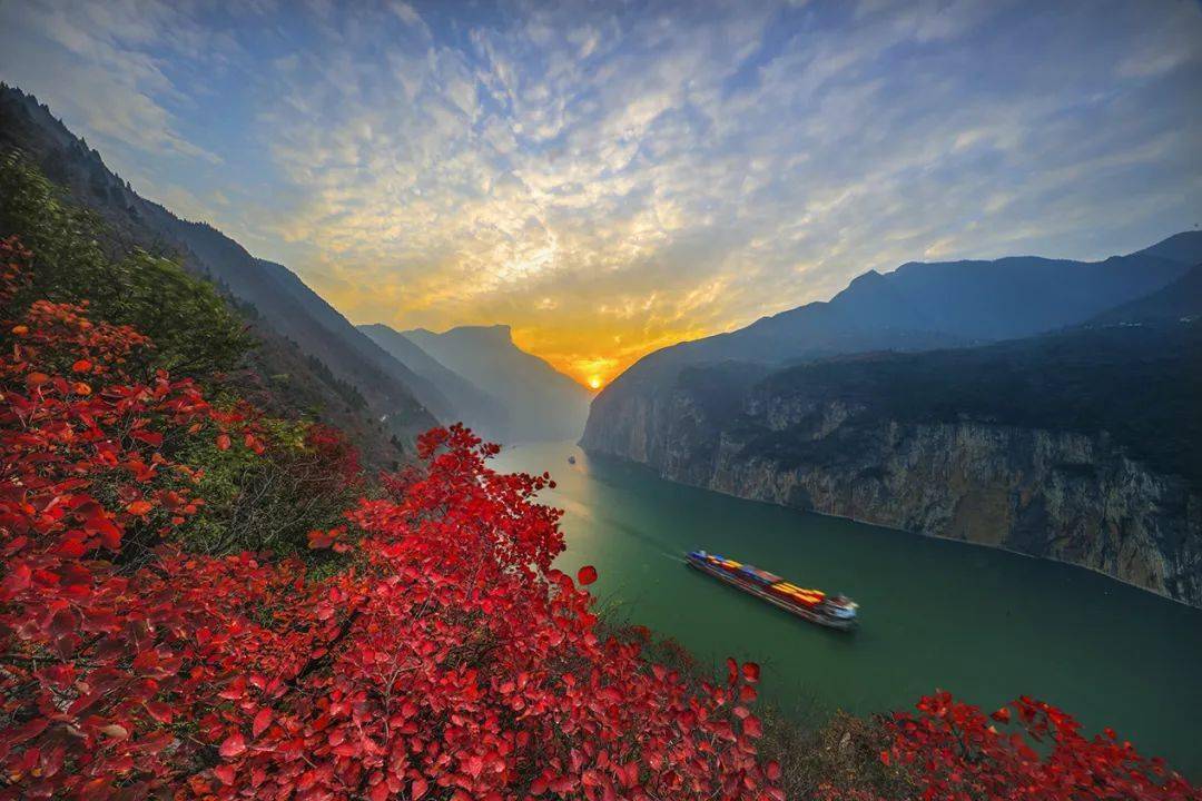 360°觀三峽全景,遇見最美紅葉季!