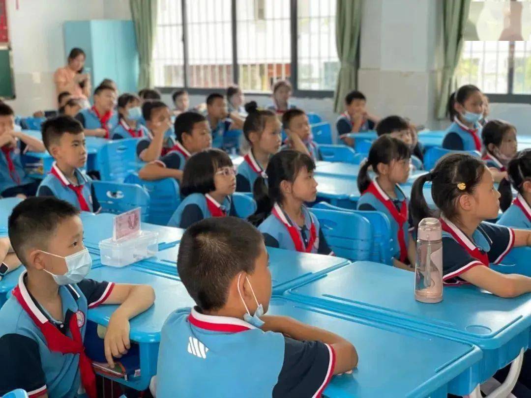 67红色故事进校园小宣讲员罗星中心小学首秀