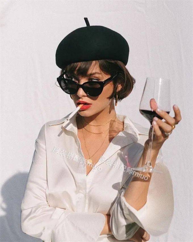 学会戴贝雷帽发型上真的能省掉很多烦恼