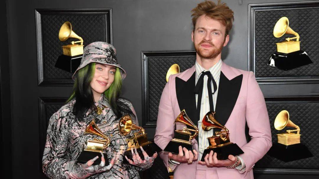 billie eilish 的哥哥也发专辑了!