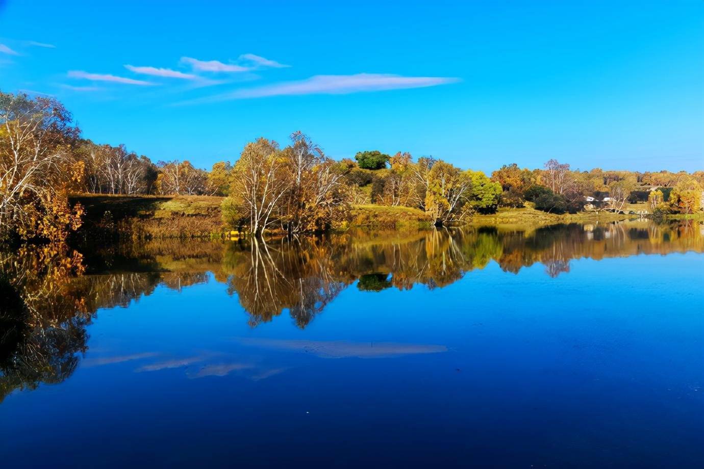 乌兰布统草原上的明珠赤峰克什克腾公主湖美得让人心动