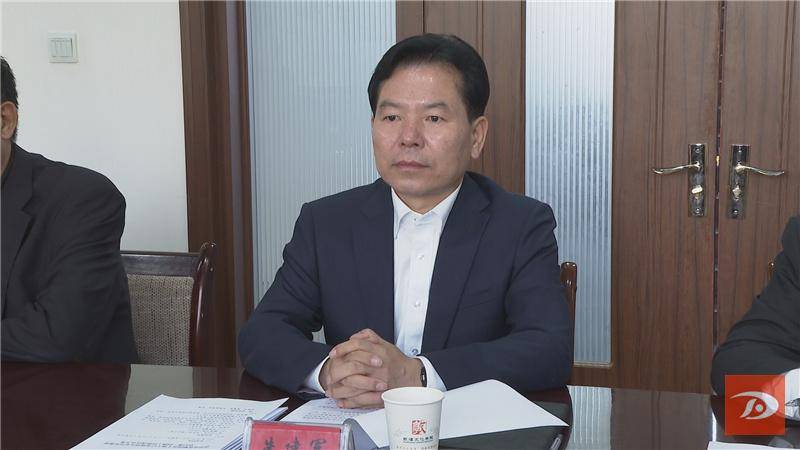 石琳主持召开十六届敦煌市委第115次常委会会议