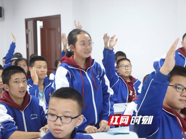 技能|组图丨“救”在身边 长沙这些同学进行急救培训学习