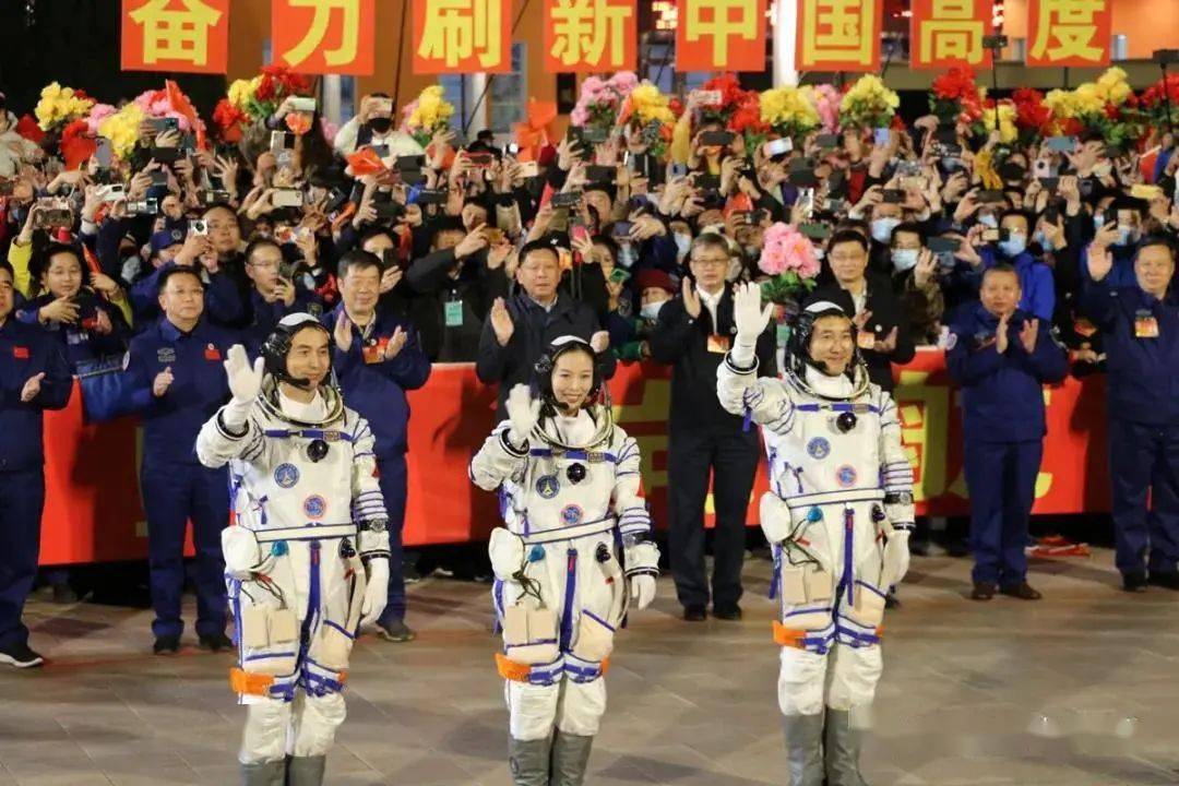 进驻新太空出差三人组进入中国空间站