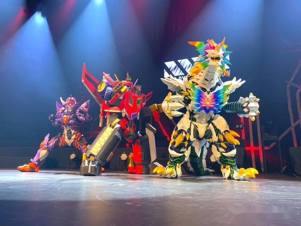 电光机王dynazenonshowgscdx戴拿飞翼操控台彩色原型uc南梦芽貉泳装