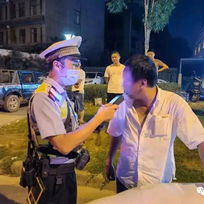 父子先后开同一辆车醉驾,进了同一间牢房…_陈某金